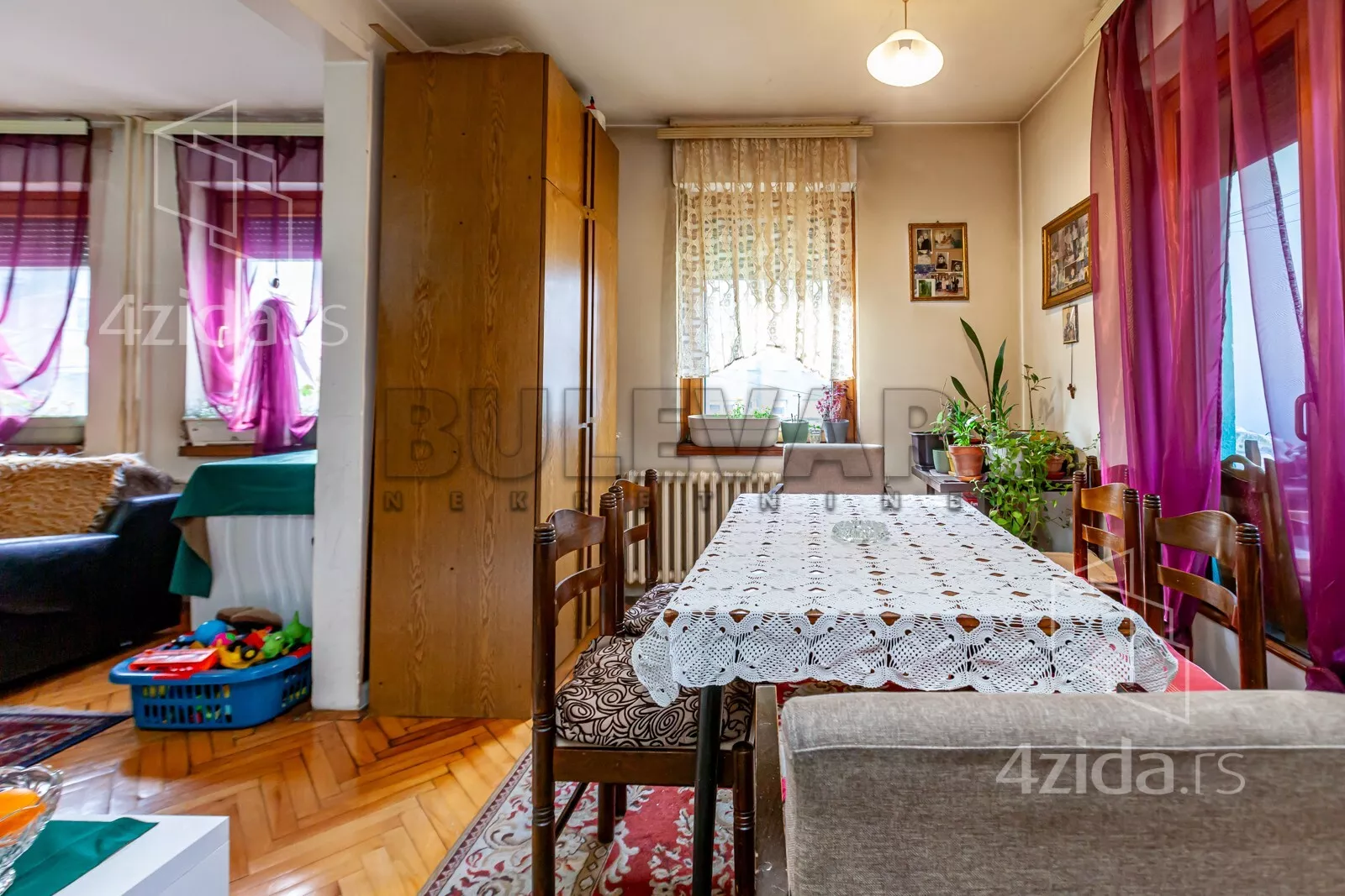 Dvoiposoban stan | 4zida