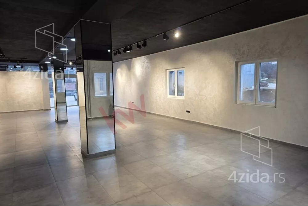 Poslovni prostor | 4zida