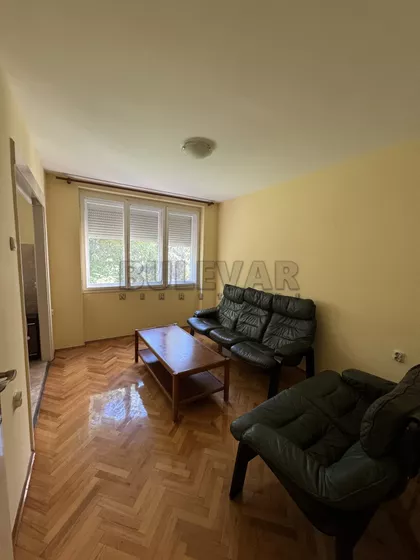 Vojvode Mišića | 4zida.rs