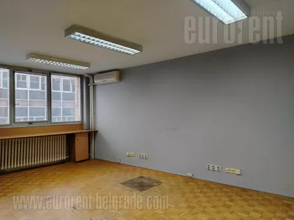 CENTAR | 4zida.rs