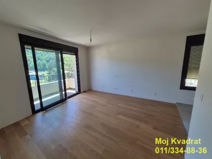 Vojvođanska | 4zida.rs