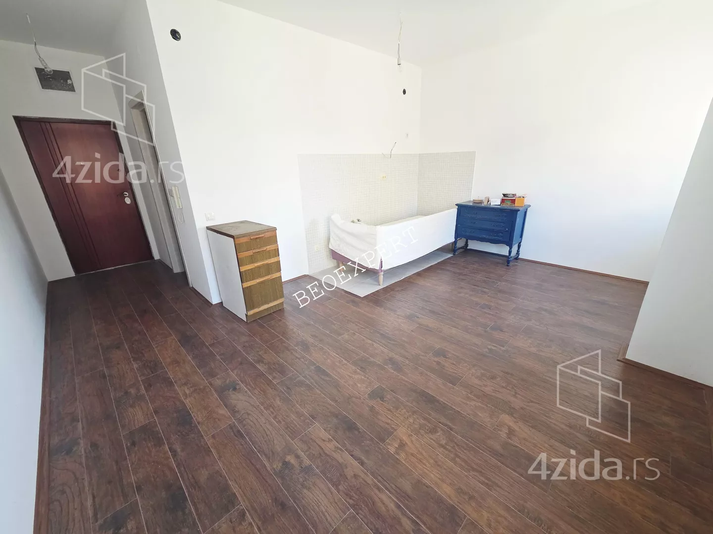 Garsonjera | 4zida