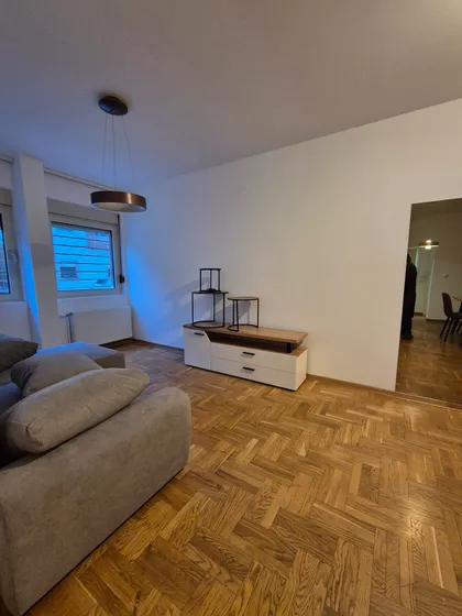 Gradske lokacije | 4zida.rs