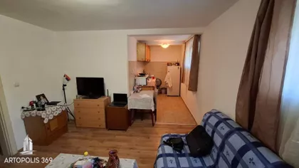 Vere Dimitrijević | 4zida.rs