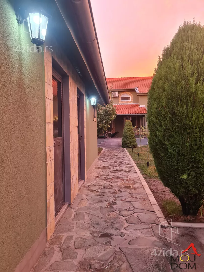 Kuća | 4zida