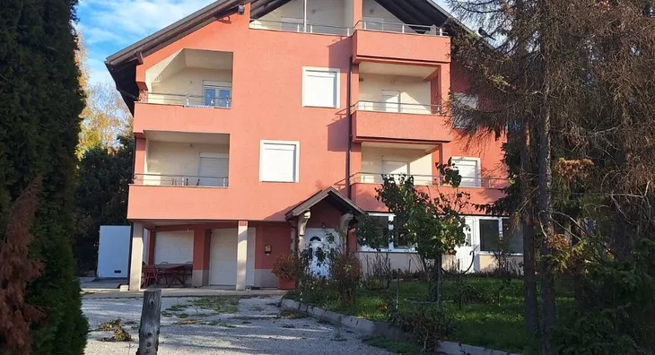 4-etažna kuća | 4zida