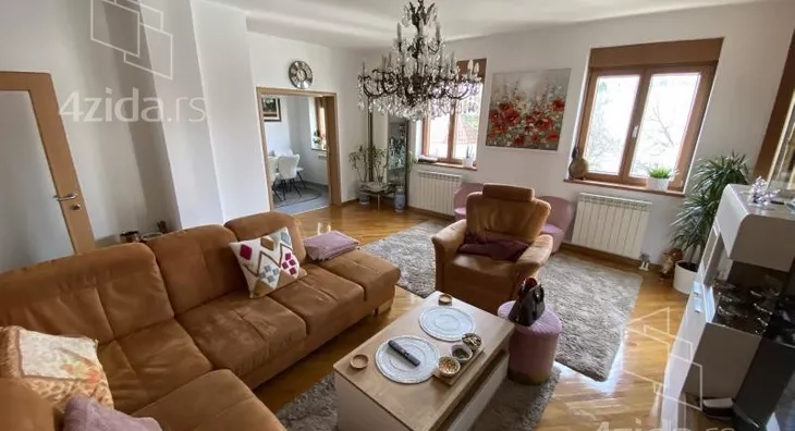 Četvorosoban stan na prodaju, Miloja Đaka, 420.000€, 131m² - stampaj