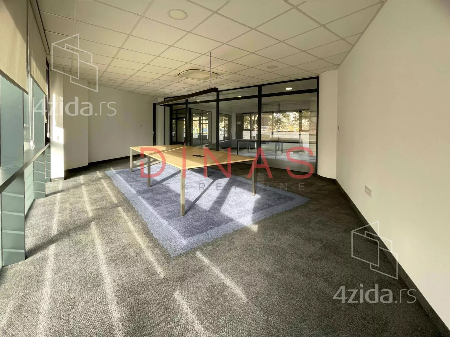 Poslovni prostor | 4zida