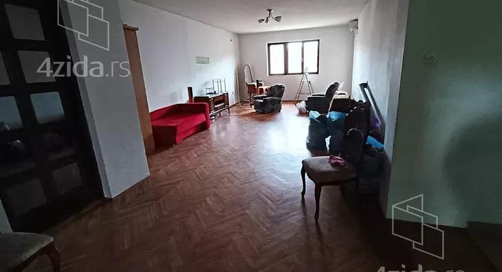 3-etažna kuća | 4zida