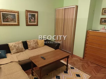 Prvomajska | 4zida.rs