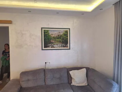 Šumadijska | 4zida.rs