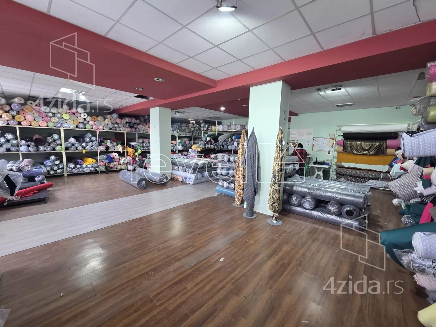 Poslovni prostor | 4zida