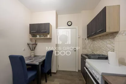 NARODNIH HEROJA | 4zida.rs