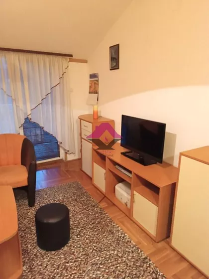 Svetojovanska | 4zida.rs