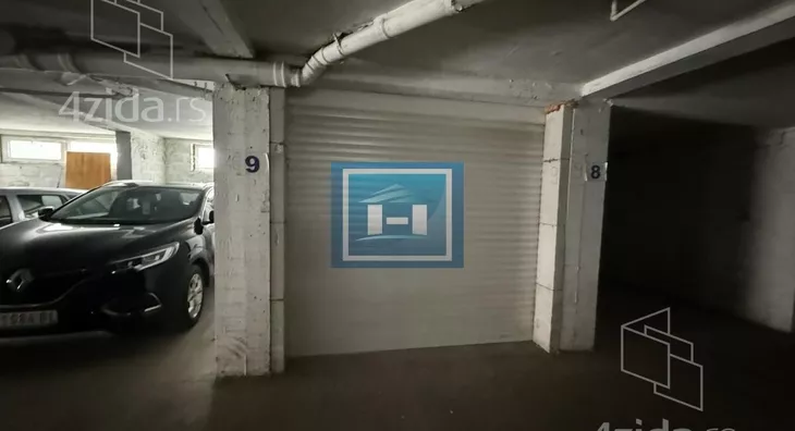 Garaža | 4zida