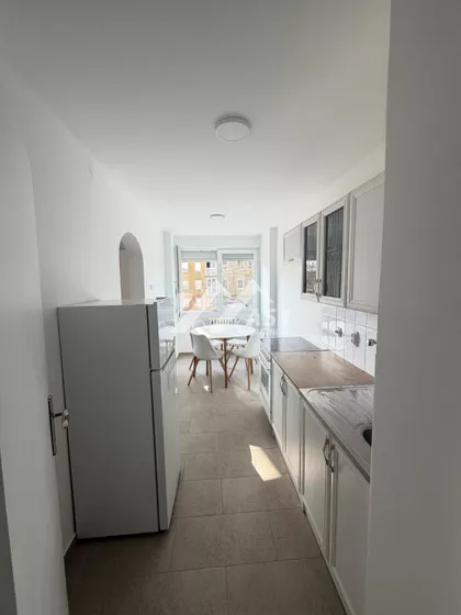 Balzakova | 4zida.rs