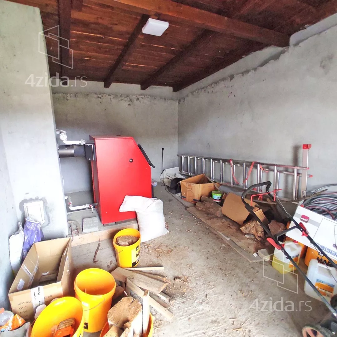 Kuća | 4zida