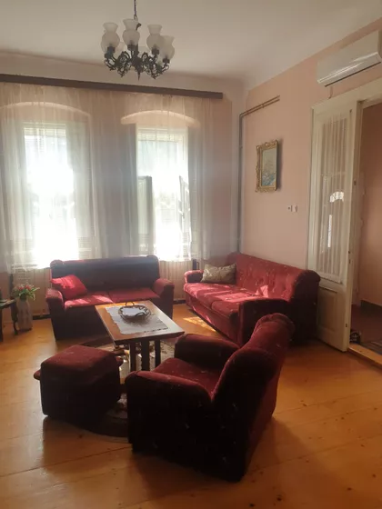 Lovćenac | 4zida.rs