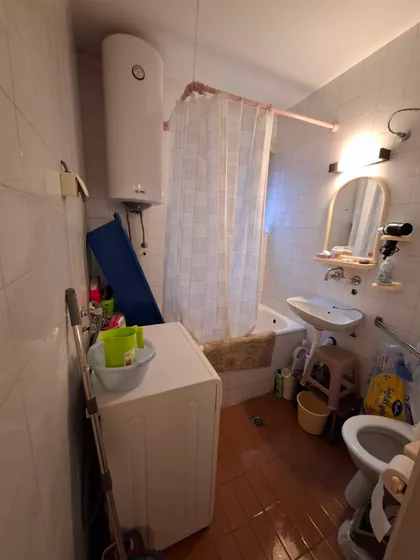 1. Maja 24 | 4zida.rs