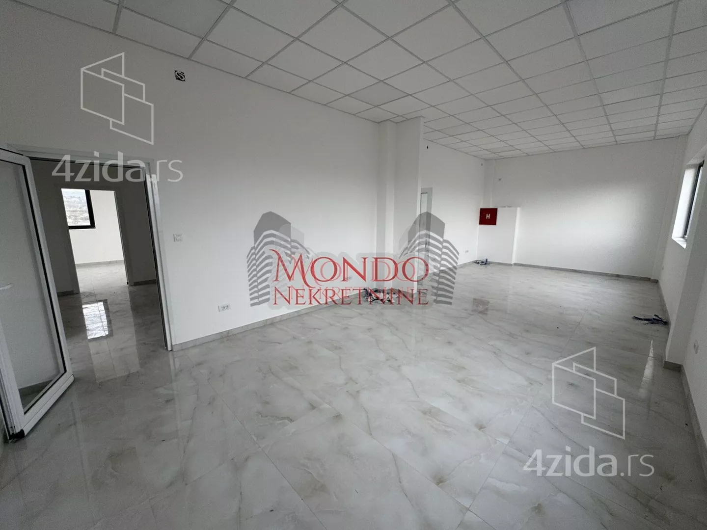 Poslovni prostor | 4zida