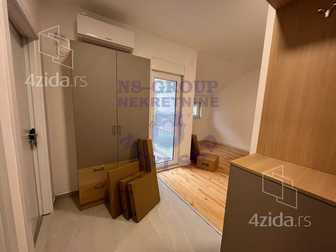 Jednoiposoban stan | 4zida