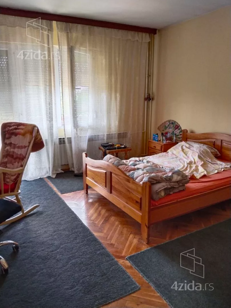 3-etažna kuća | 4zida