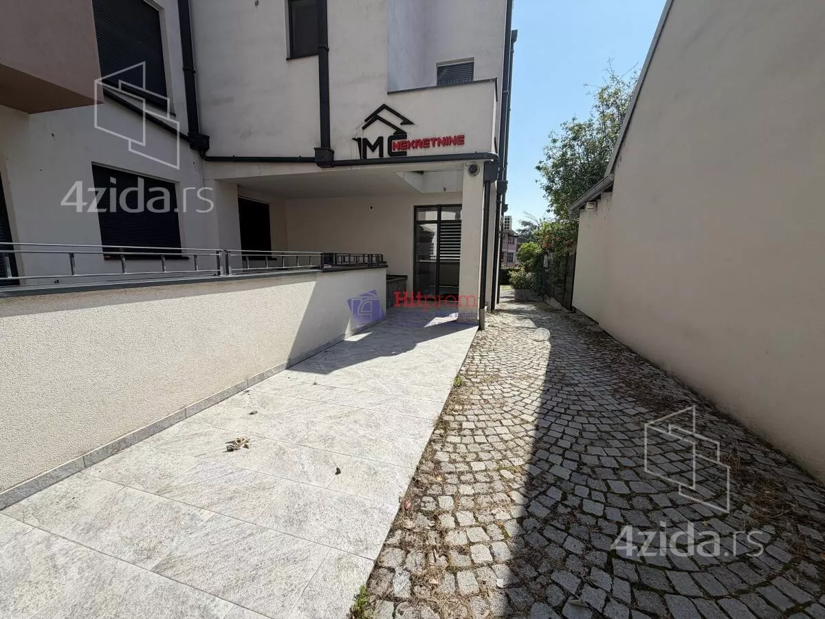Poslovni prostor | 4zida