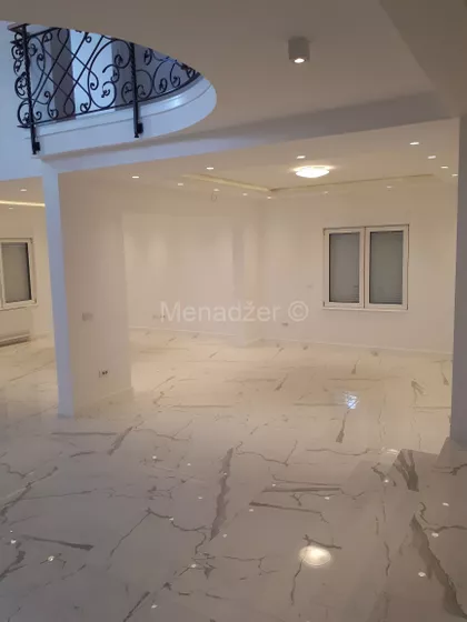 Vojvode Vlahovića | 4zida.rs