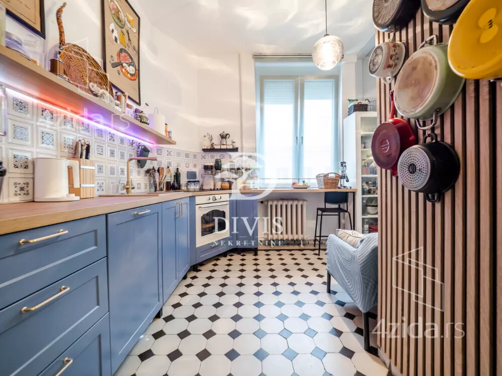 Četvorosoban stan | 4zida