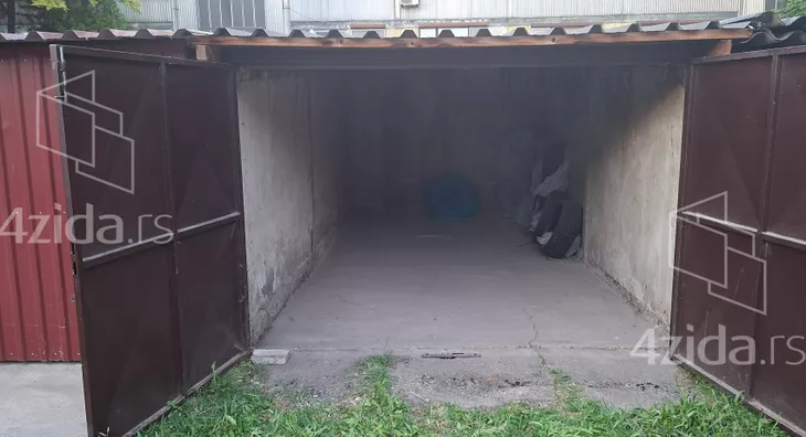 Garaža | 4zida