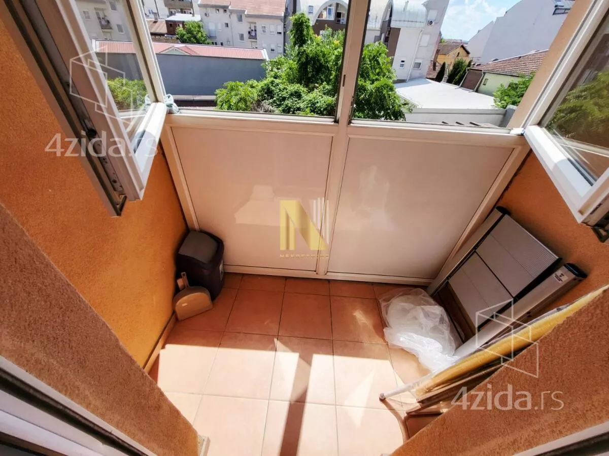 Garsonjera | 4zida
