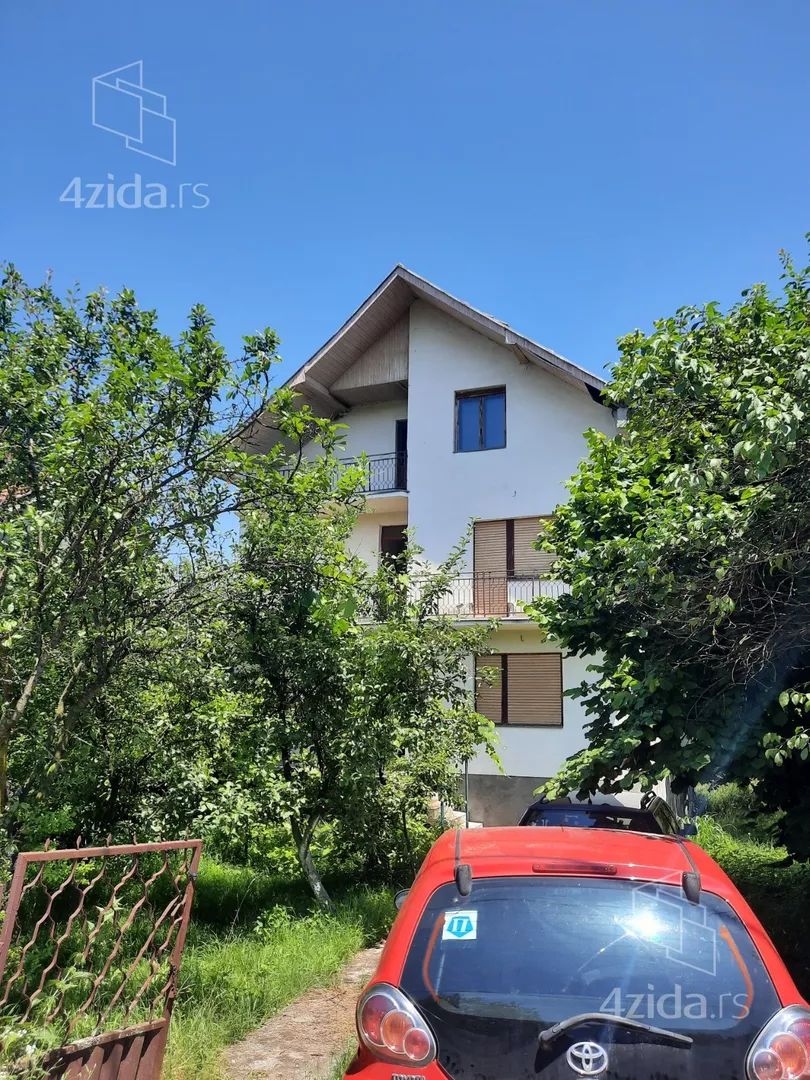 3-etažna kuća | 4zida