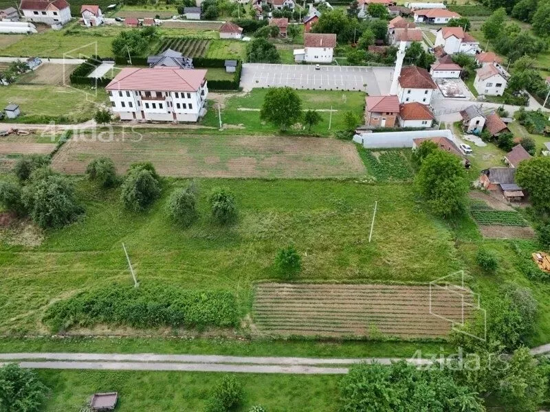 Plac | 4zida