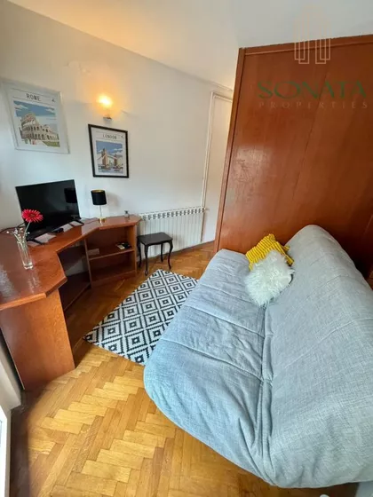 Skupština | 4zida.rs
