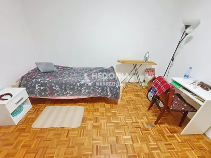 Mike Alasa | 4zida.rs