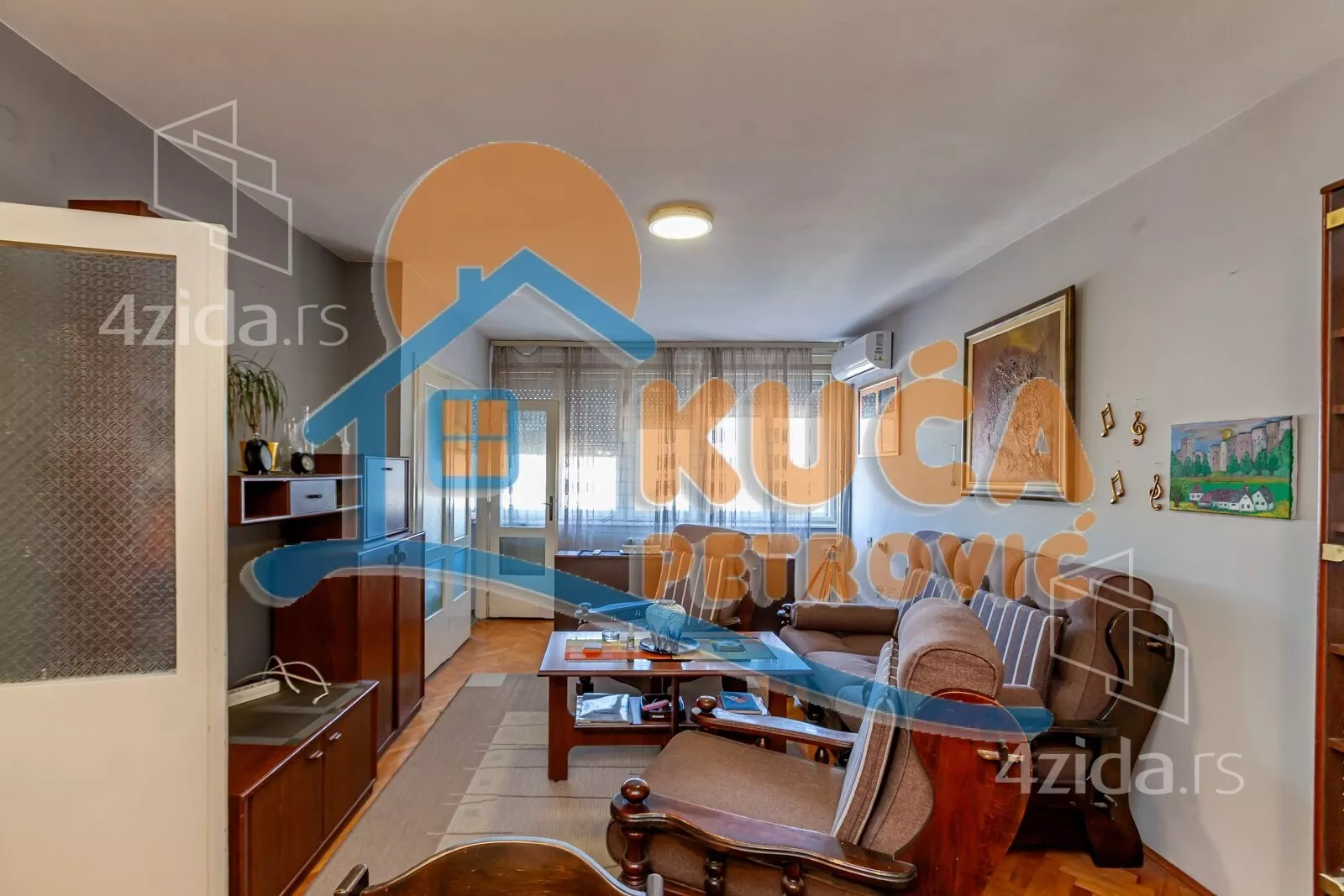 Troiposoban stan | 4zida