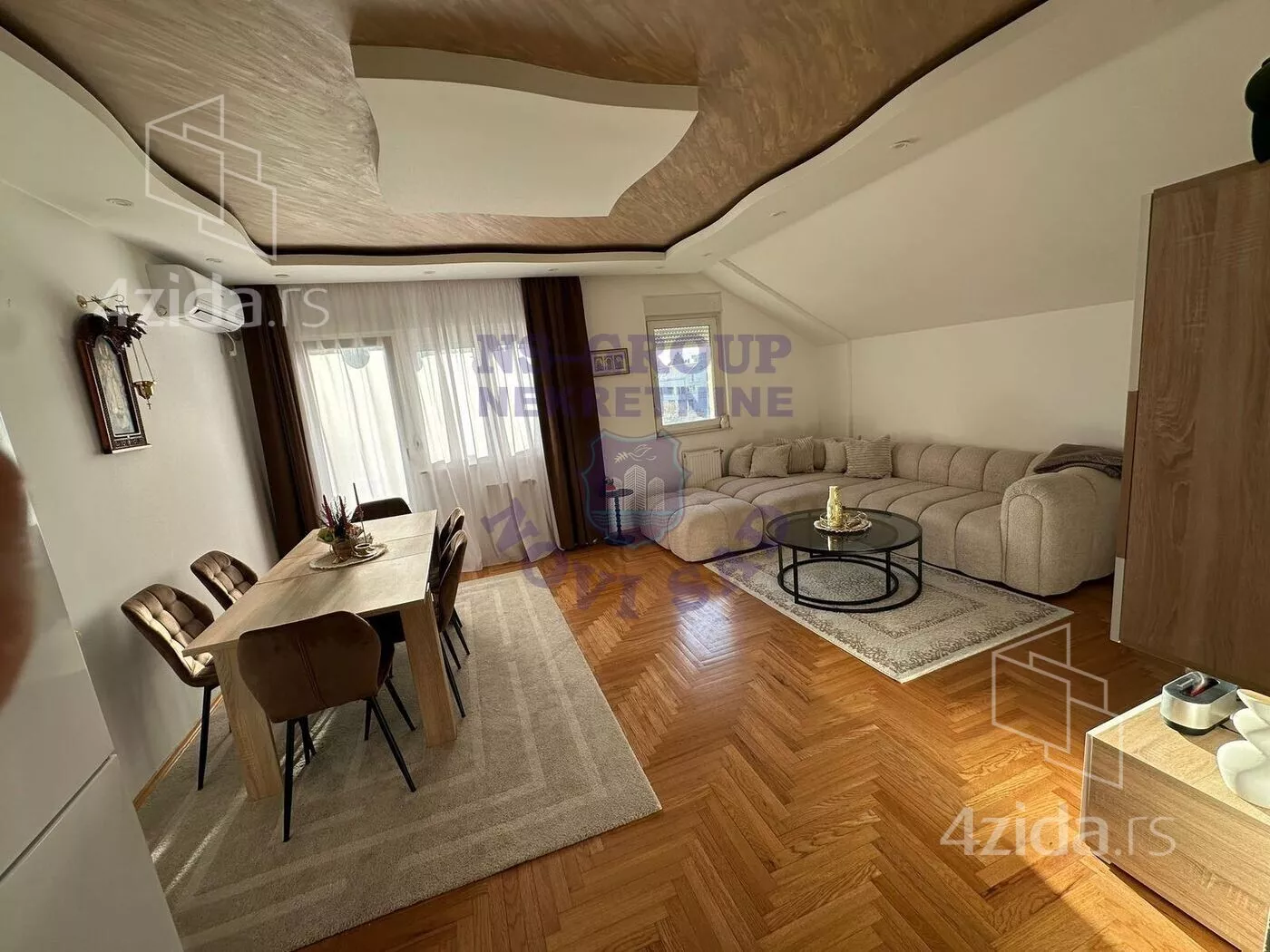 Dvoiposoban stan | 4zida