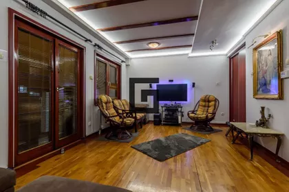 Šantićeva | 4zida.rs