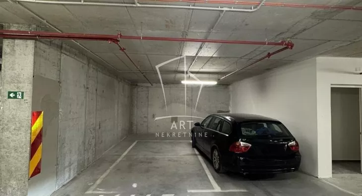 Garaža | 4zida
