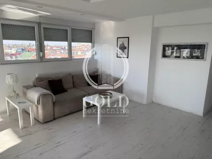 Vojvođanska | 4zida.rs