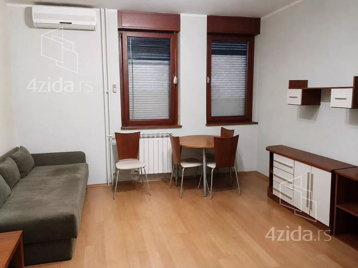 Garsonjera | 4zida