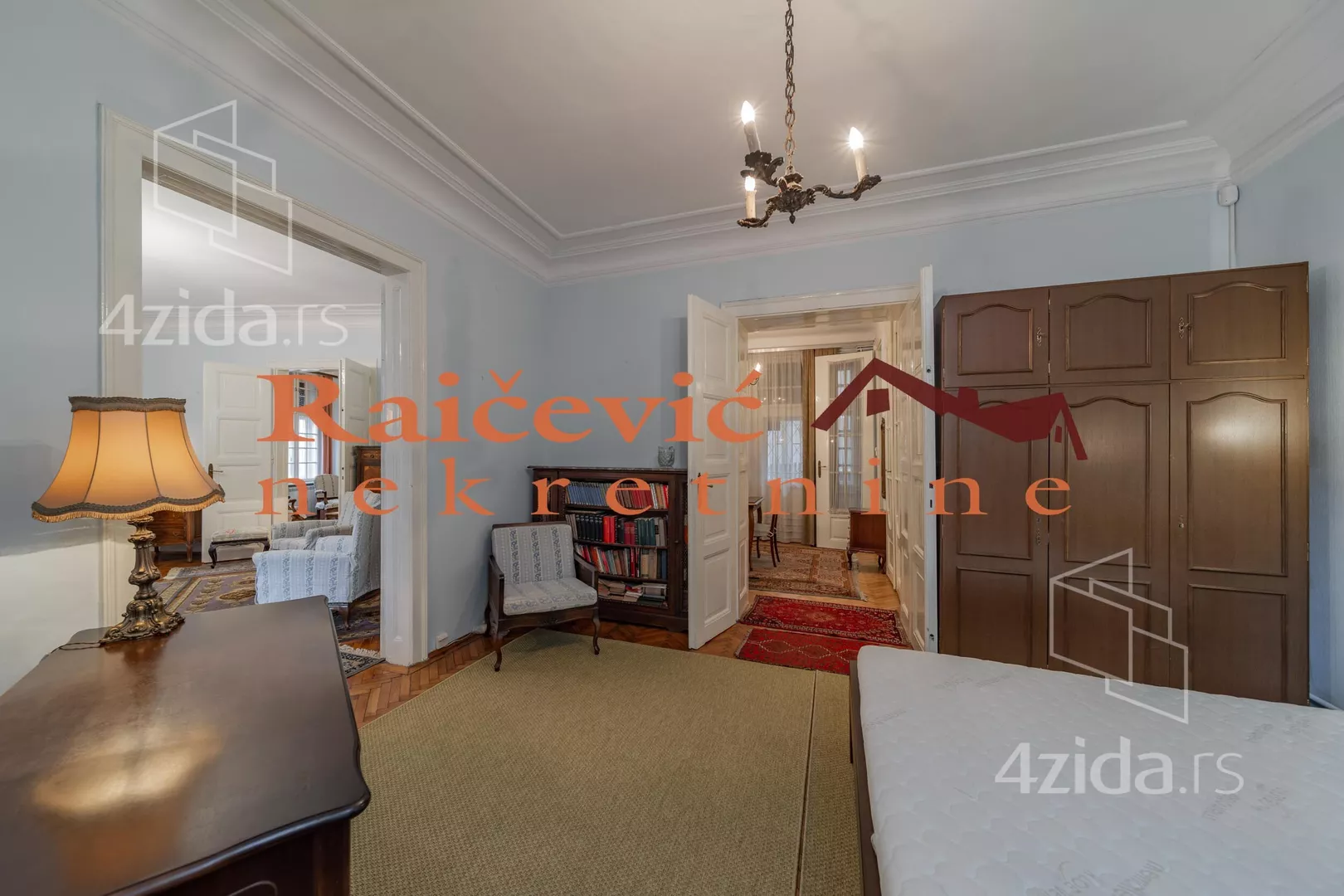 Četvoroiposoban stan | 4zida