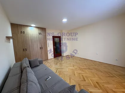 Janka Veselinovića | 4zida.rs
