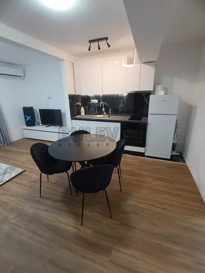 Janisa Janulisa | 4zida.rs