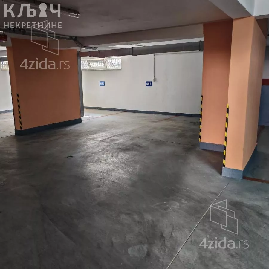 Garaža/Parking | 4zida