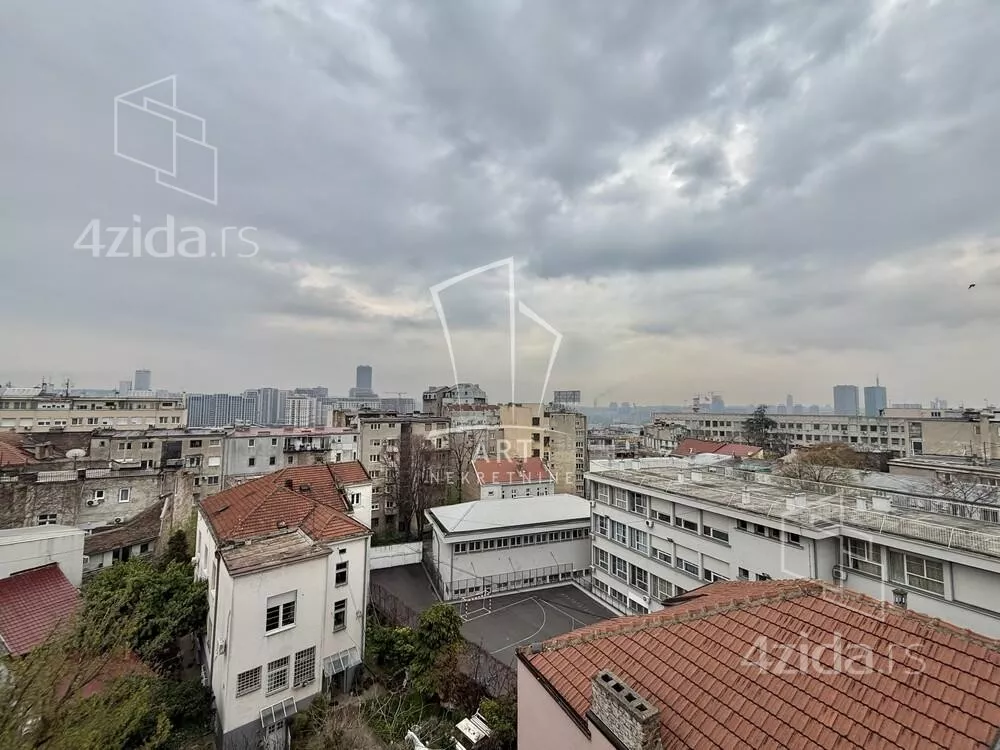 Petoiposoban stan | 4zida