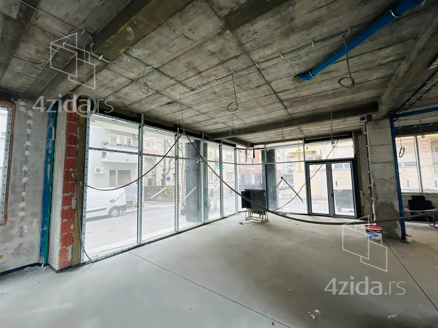 Poslovni prostor | 4zida