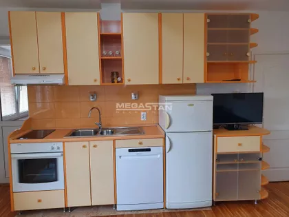 Cetinjska | 4zida.rs