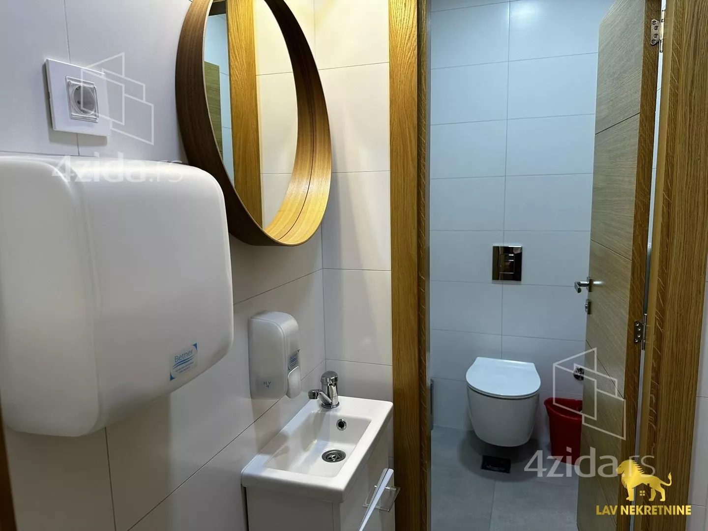 Poslovni prostor | 4zida