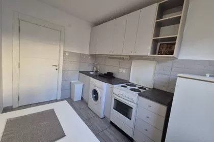 Maršala Birjuzova | 4zida.rs